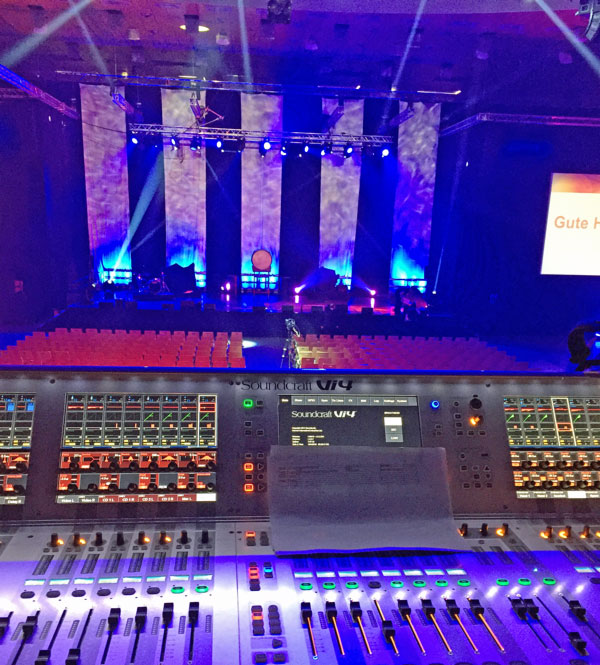 Donikkl hero Gala 2016 jugend creativ